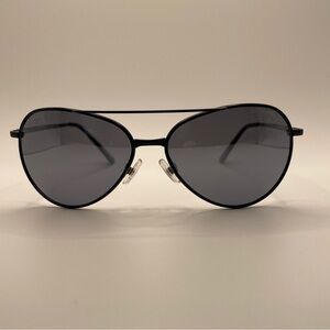 Foster Grant Aviator Sunglasses • Black
